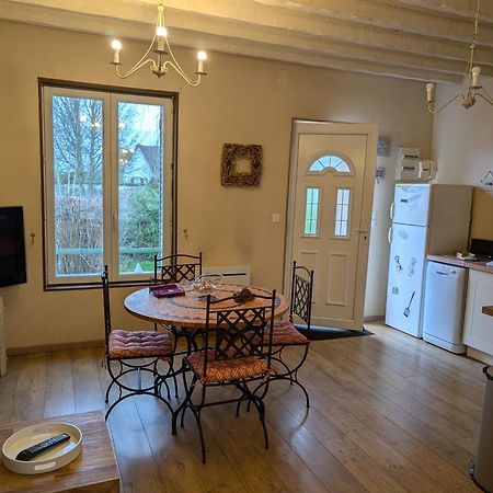 Villa Cosy Campagne à Saussay-la-Campagne Extérieur photo